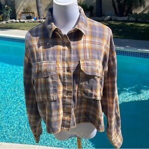PacSun yellow plaid cropped flannel button up shirt size small